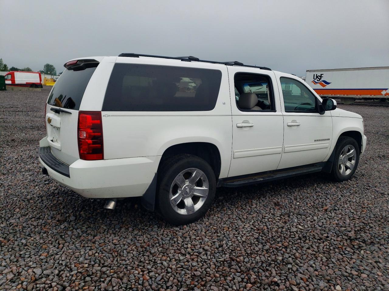 2014 Chevrolet Suburban K1500 Lt - Фото 3