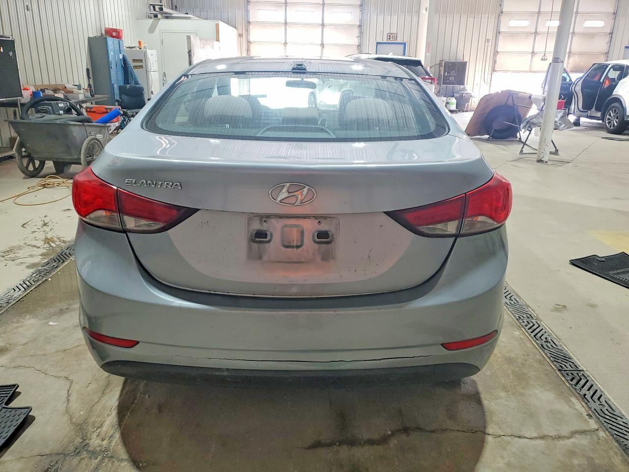 2016 Hyundai Elantra Se - Image 6
