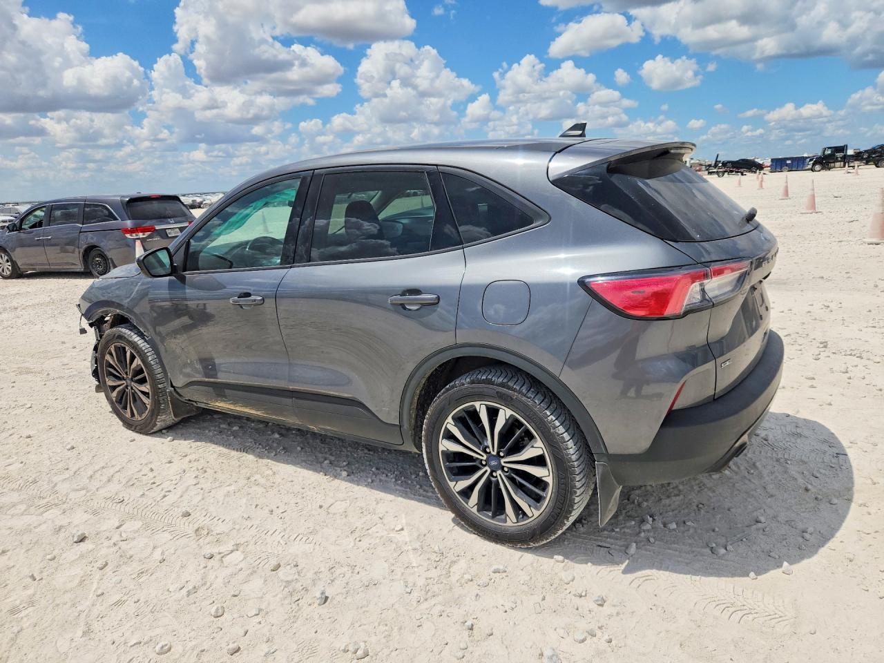 2022 Ford Escape Se - Image 2