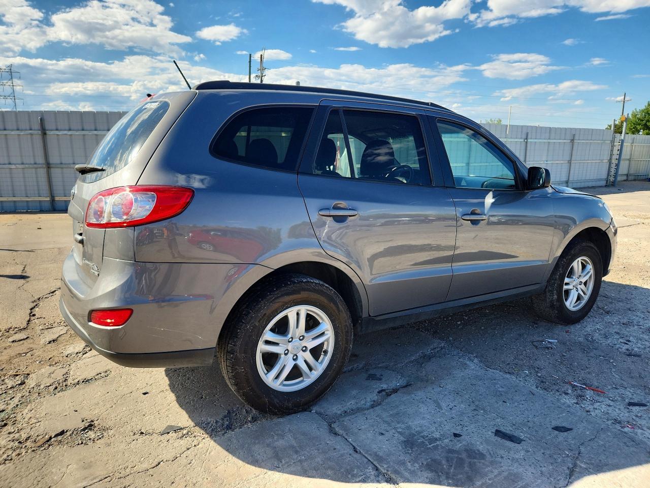 2010 Hyundai Santa Fe Gls - Image 3