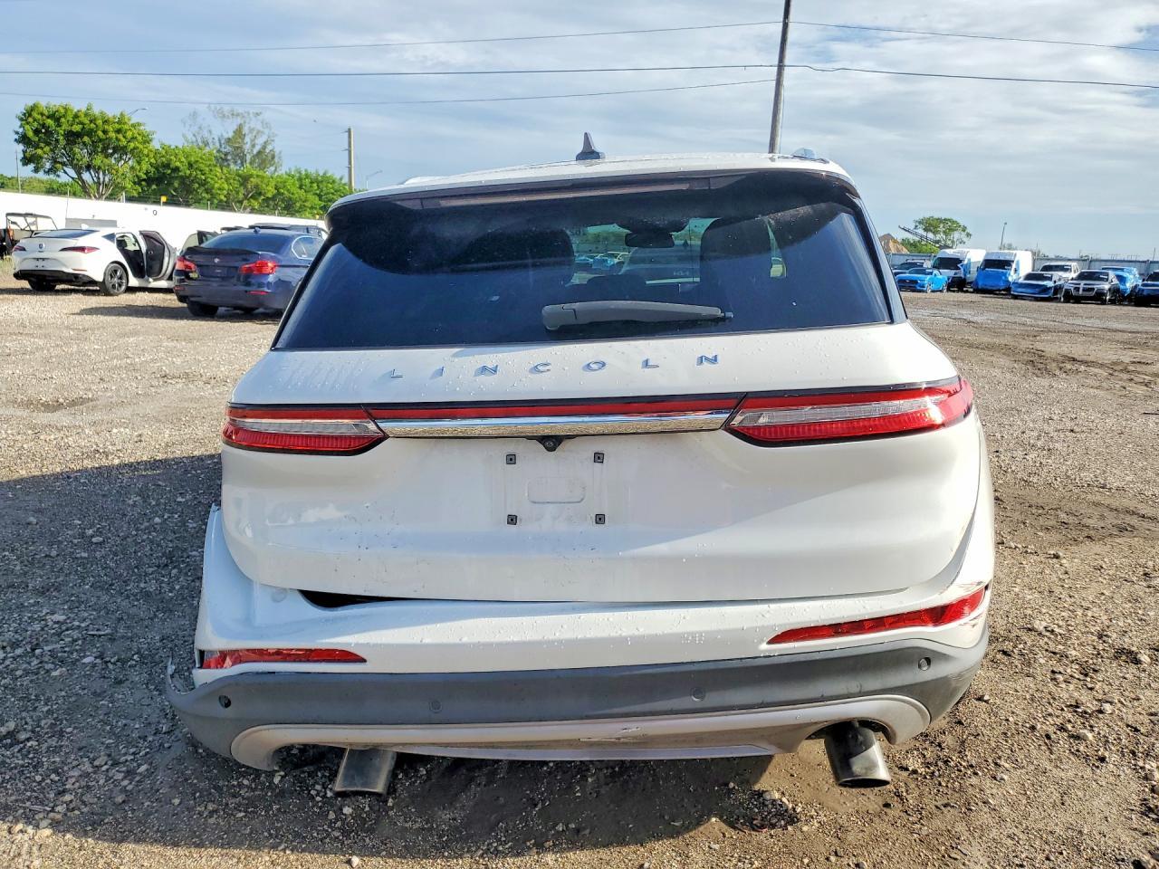 2020 Lincoln Corsair - Image 6