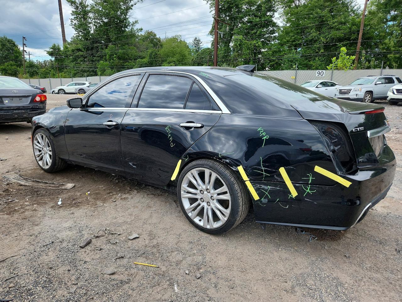 2017 Cadillac Cts Luxury - Image 2