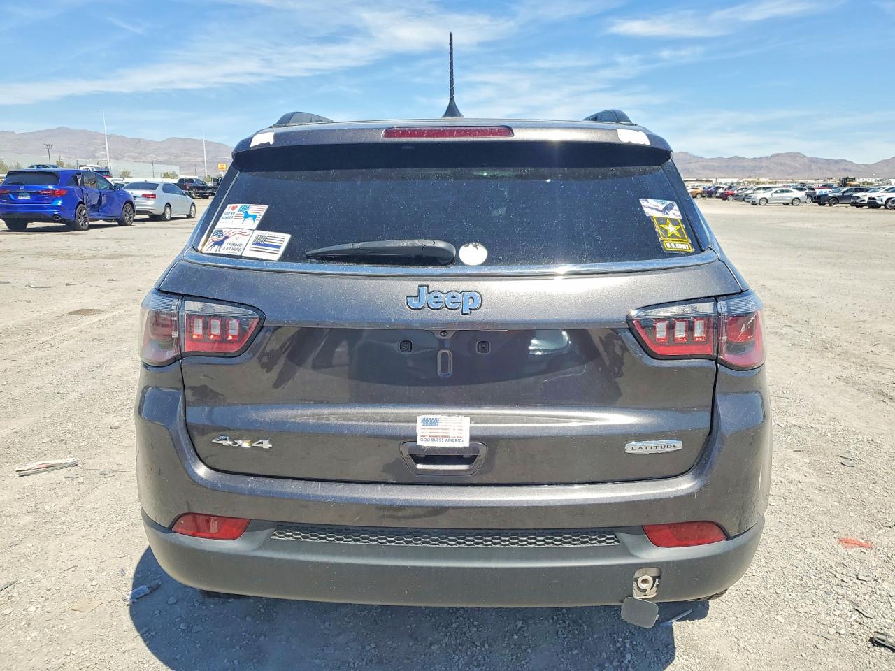 2022 Jeep Compass Latitude - Image 6