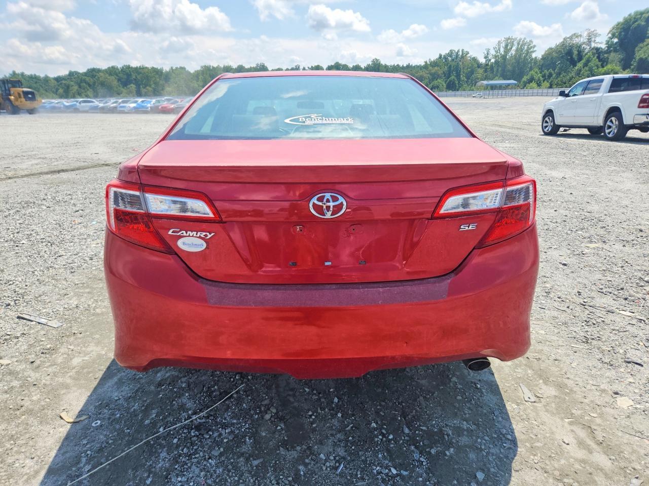 2013 Toyota Camry Se - Фото 6