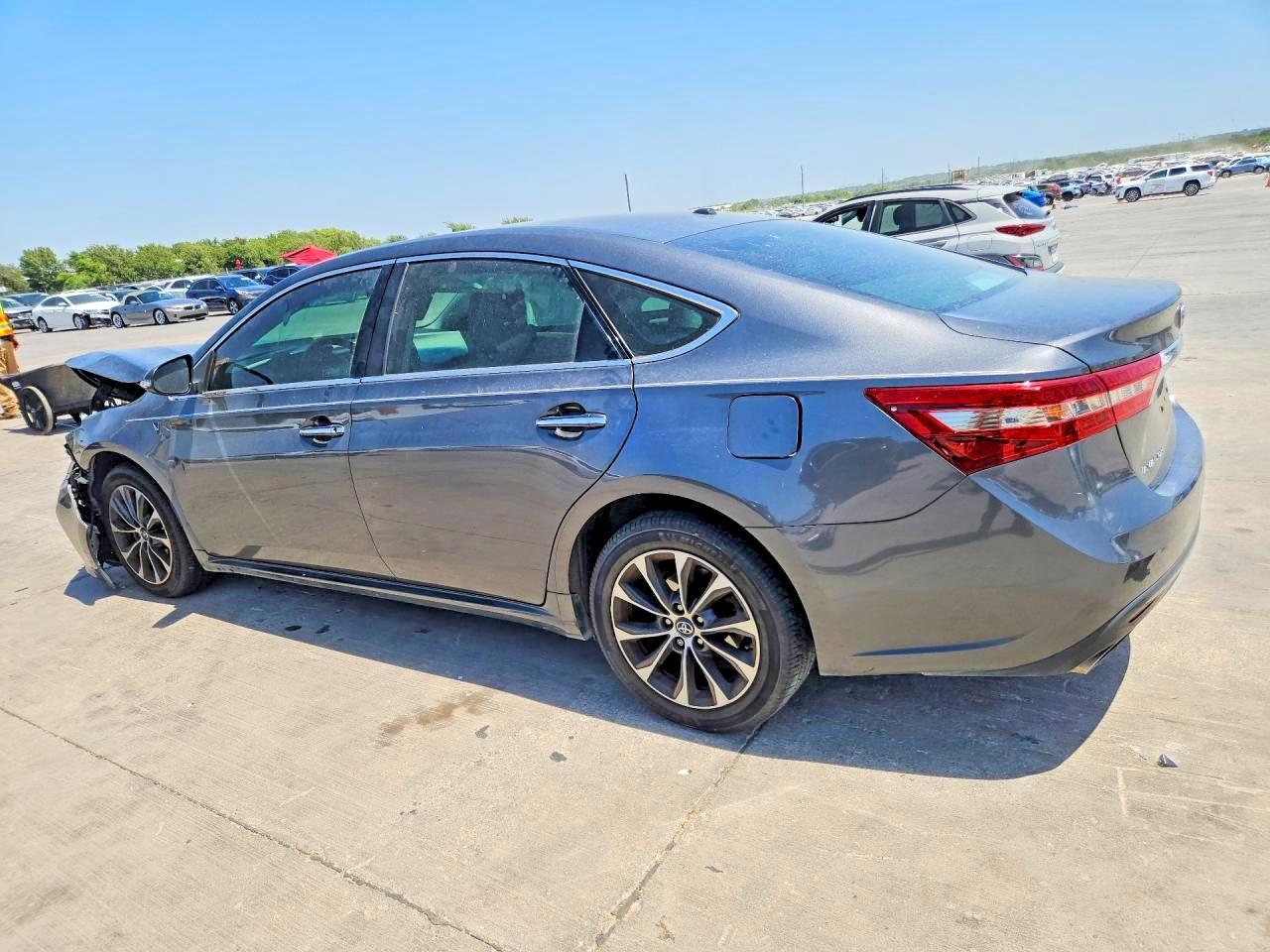 2016 Toyota Avalon Xle - Фото 2