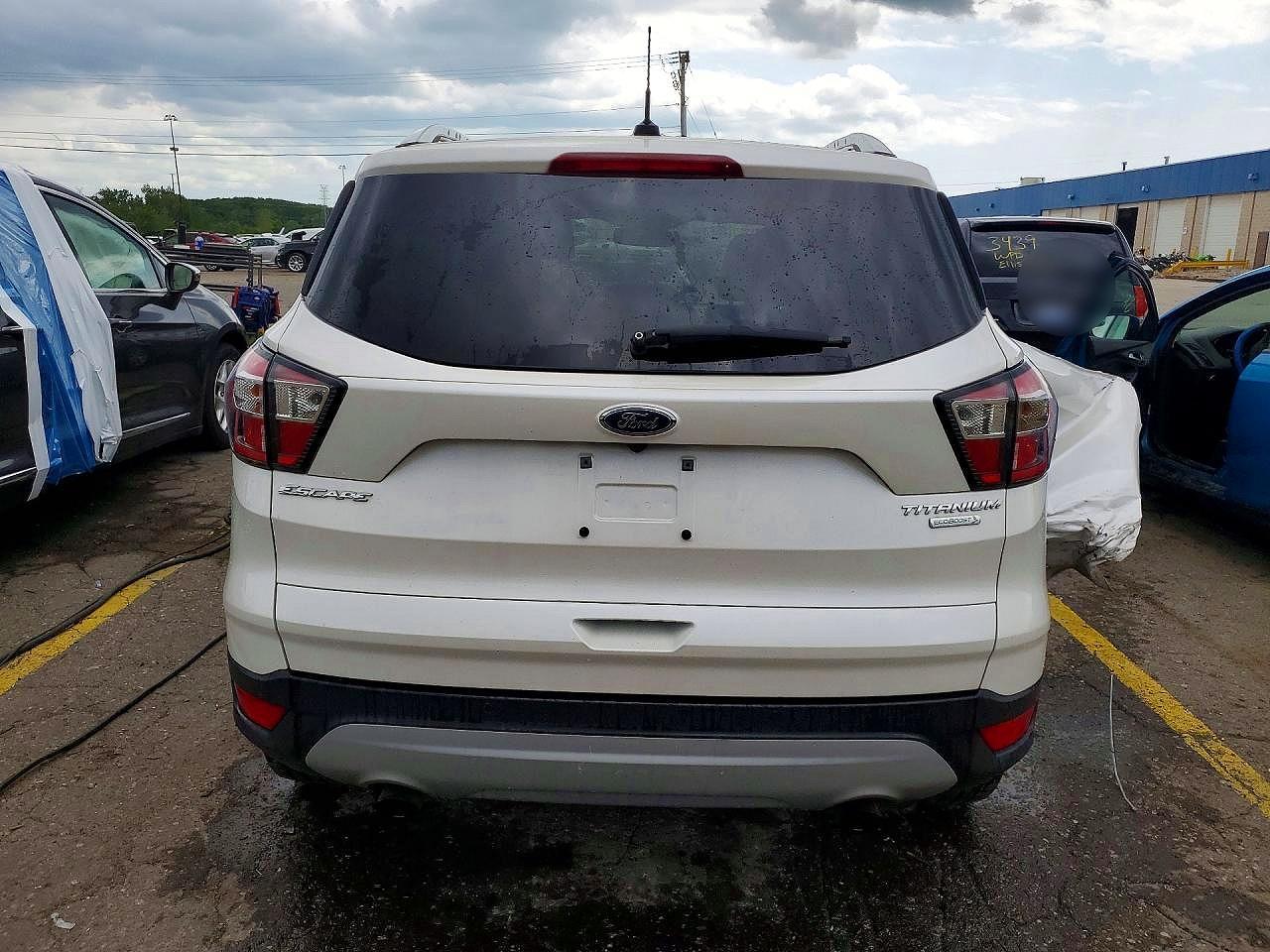 2017 Ford Escape Titanium - Фото 6