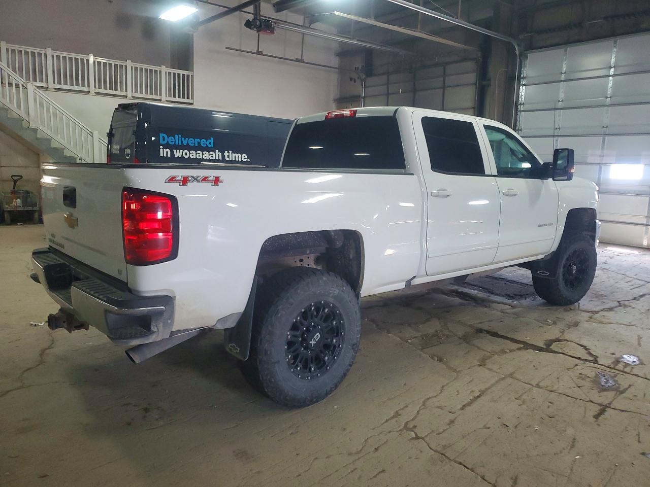 2017 Chevrolet Silverado K2500 Heavy Duty Lt - Image 3