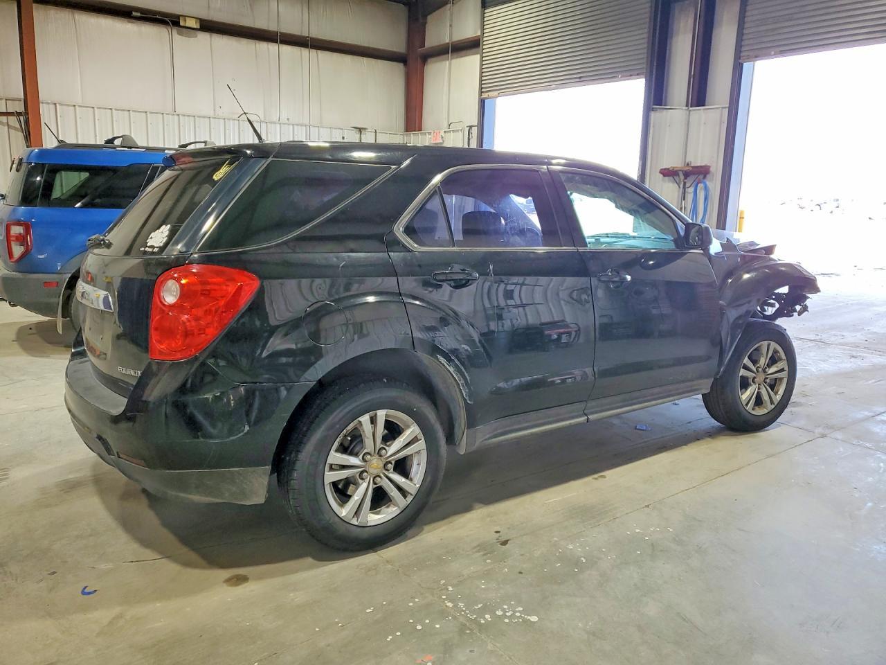 2011 Chevrolet Equinox Ls - Image 3