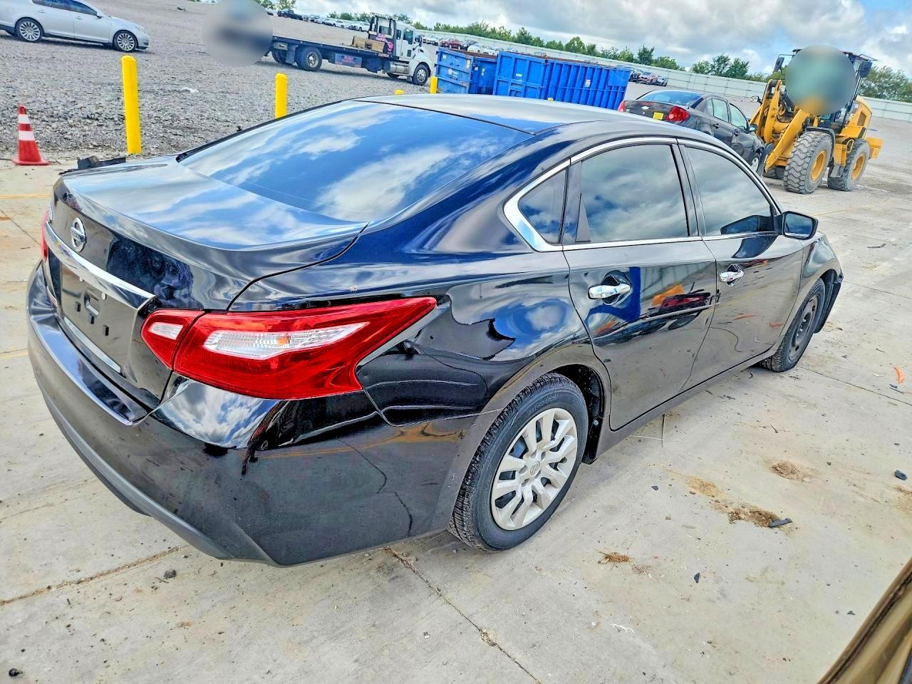 2017 Nissan Altima 2.5 S - Фото 3