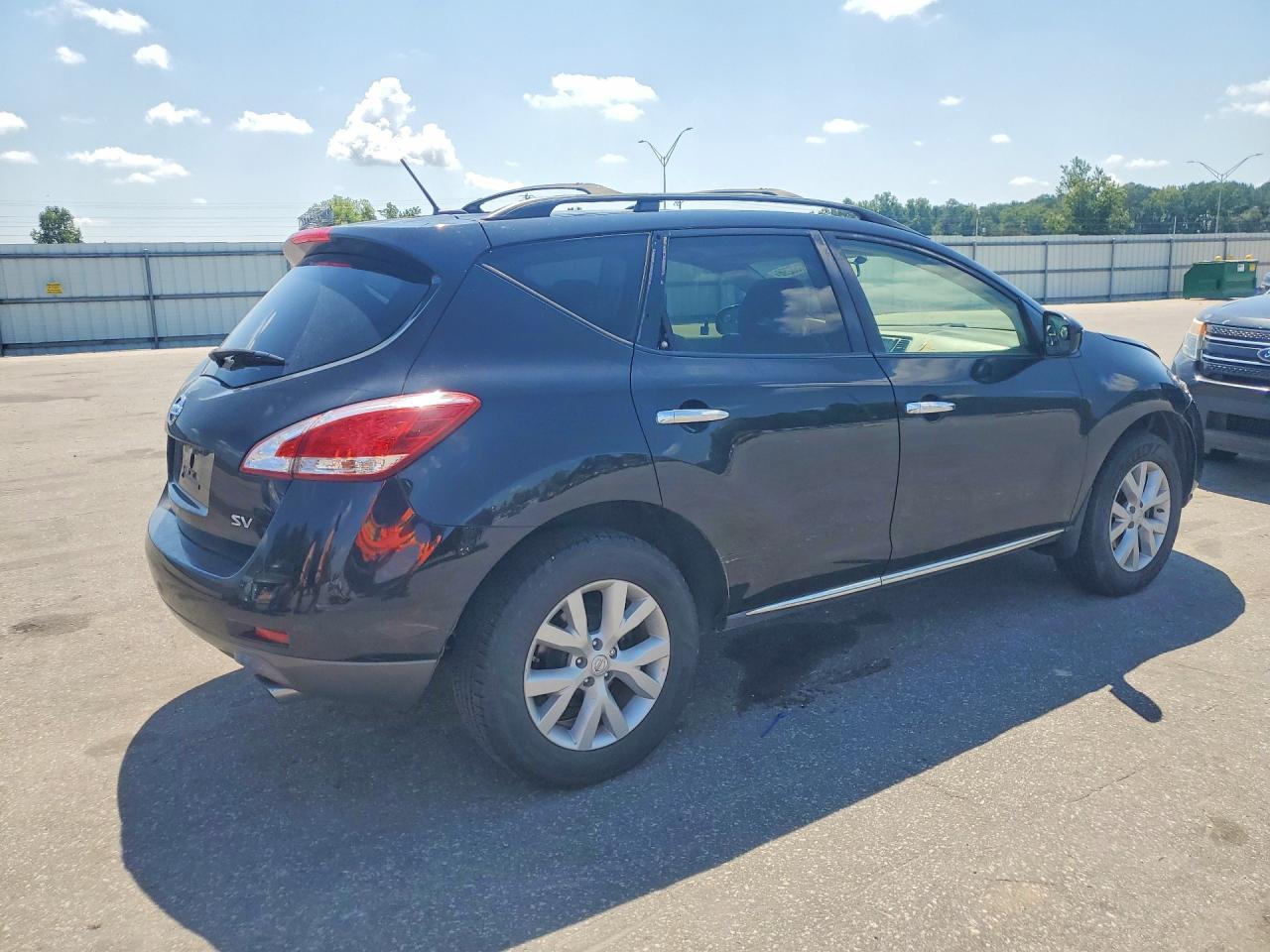2012 Nissan Murano S - Фото 3