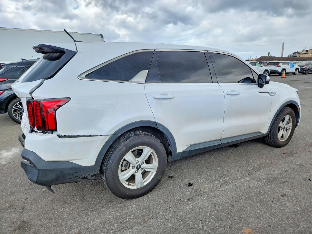 2023 Kia Sorento Lx - Фото 3