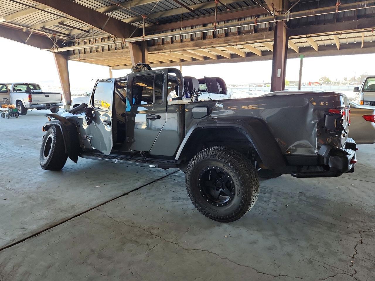 2020 Jeep Gladiator Rubicon - Фото 2