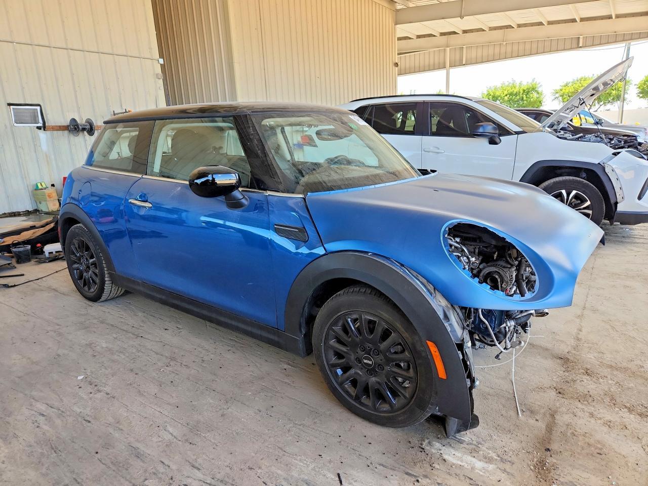 2023 Mini Cooper - Фото 4