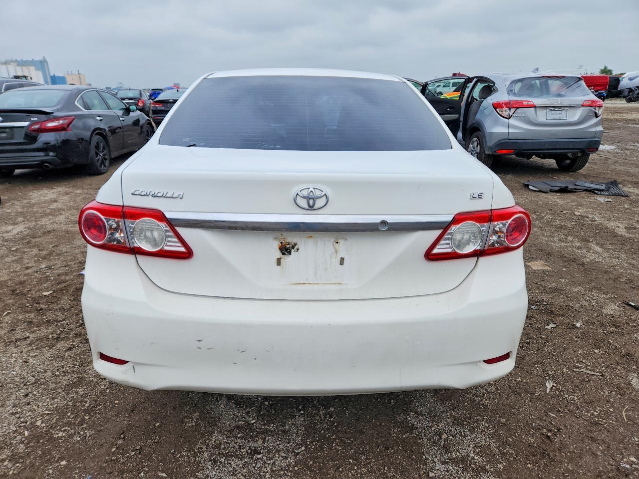 2013 Toyota Corolla Le - Фото 6