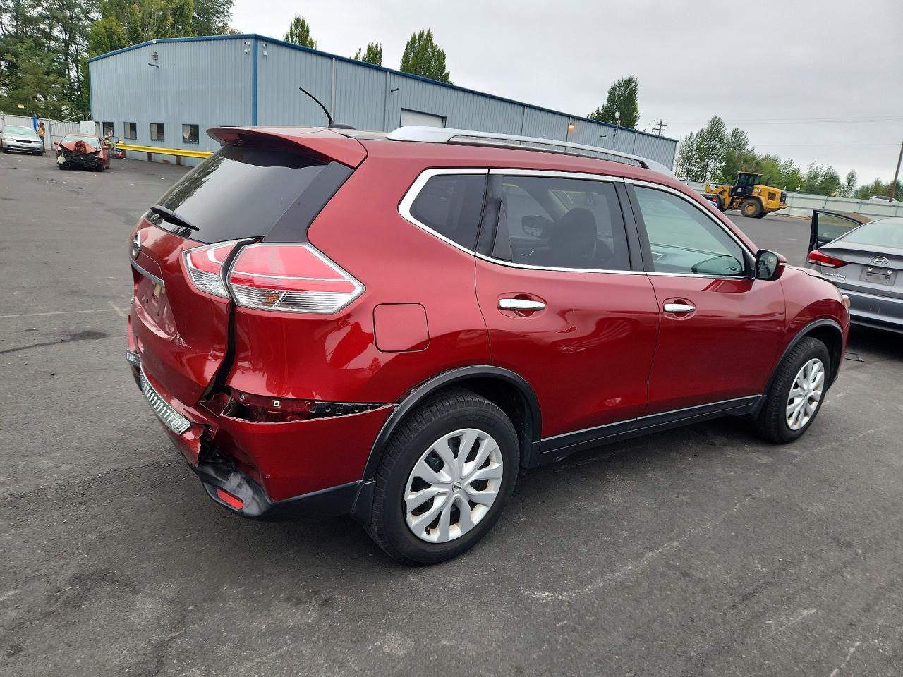 2016 Nissan Rogue S - Фото 3