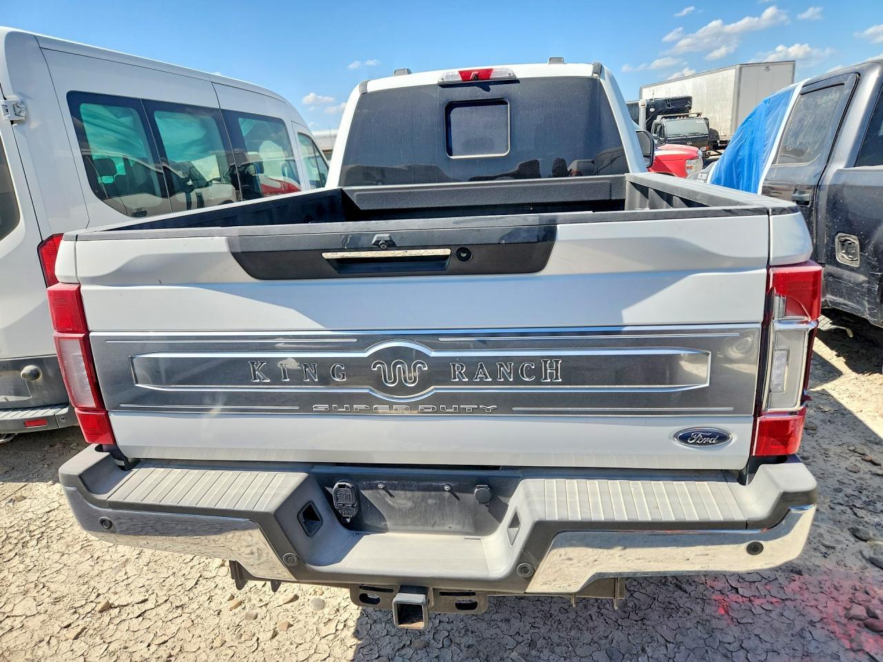 2022 Ford F250 Super Duty - Фото 6