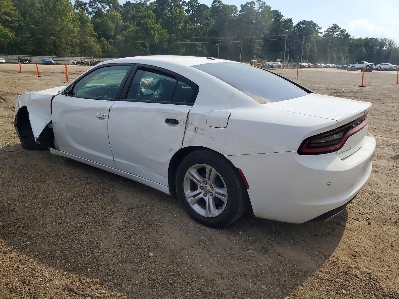 2018 Dodge Charger Sxt - Image 2