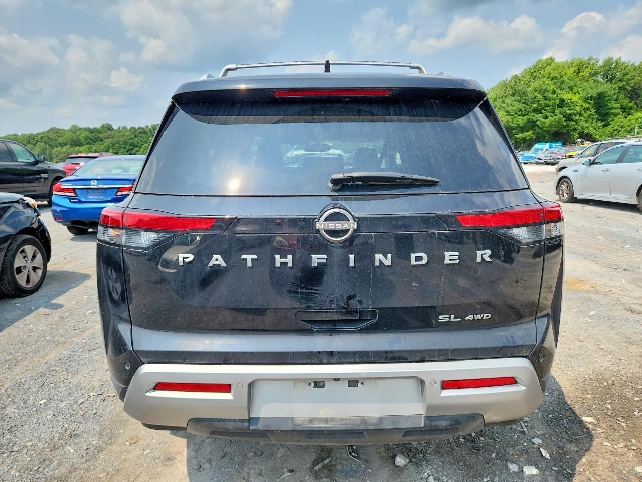 2022 Nissan Pathfinder Sl - Фото 6