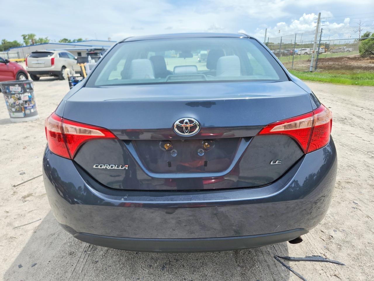 2017 Toyota Corolla Le - Image 6