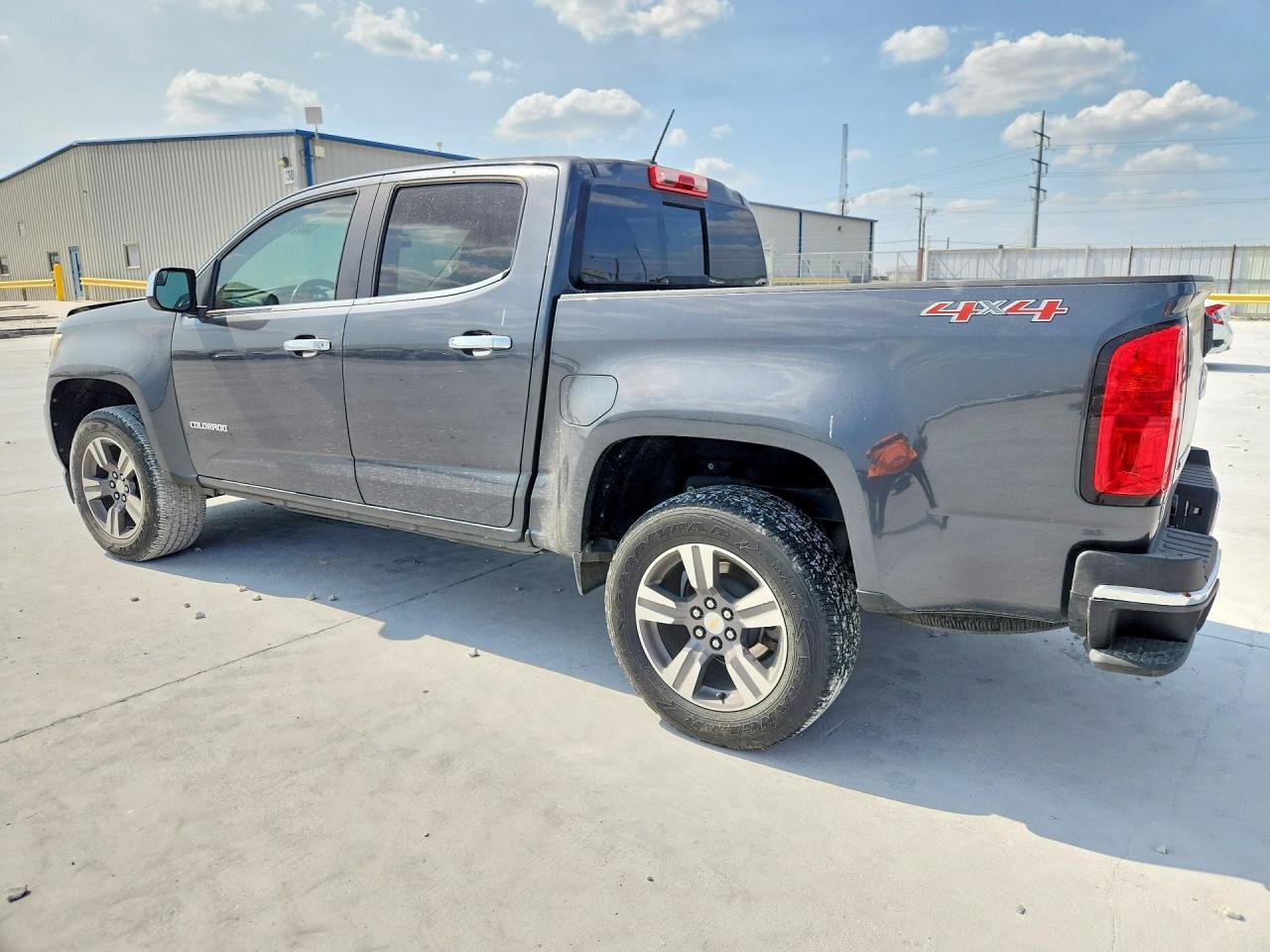 2016 Chevrolet Colorado Lt - Фото 2