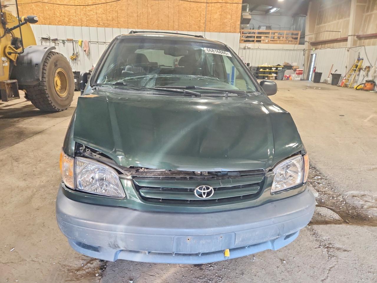 2002 Toyota Sienna Le - Фото 5