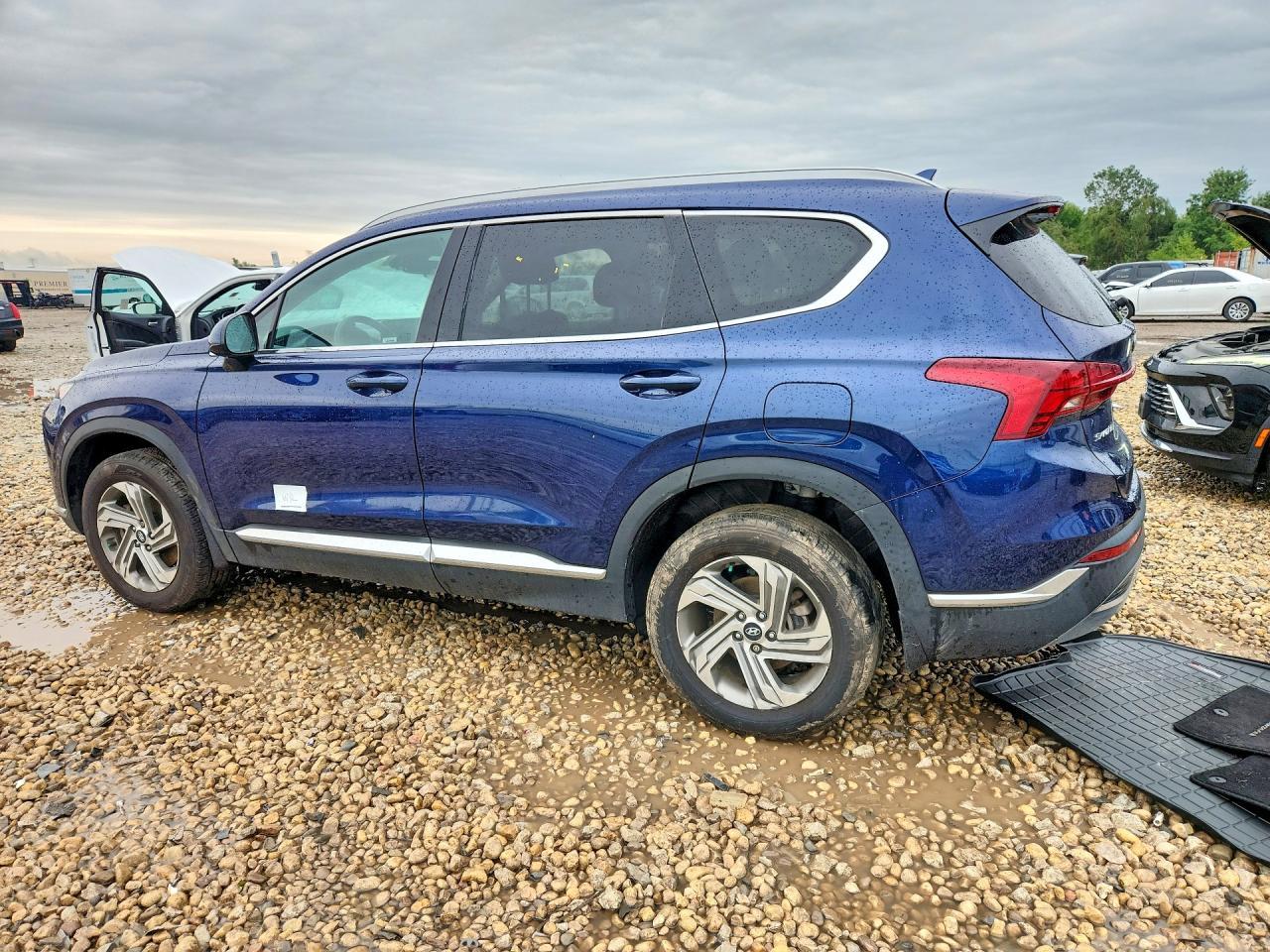 2021 Hyundai Santa Fe Sel - Image 2