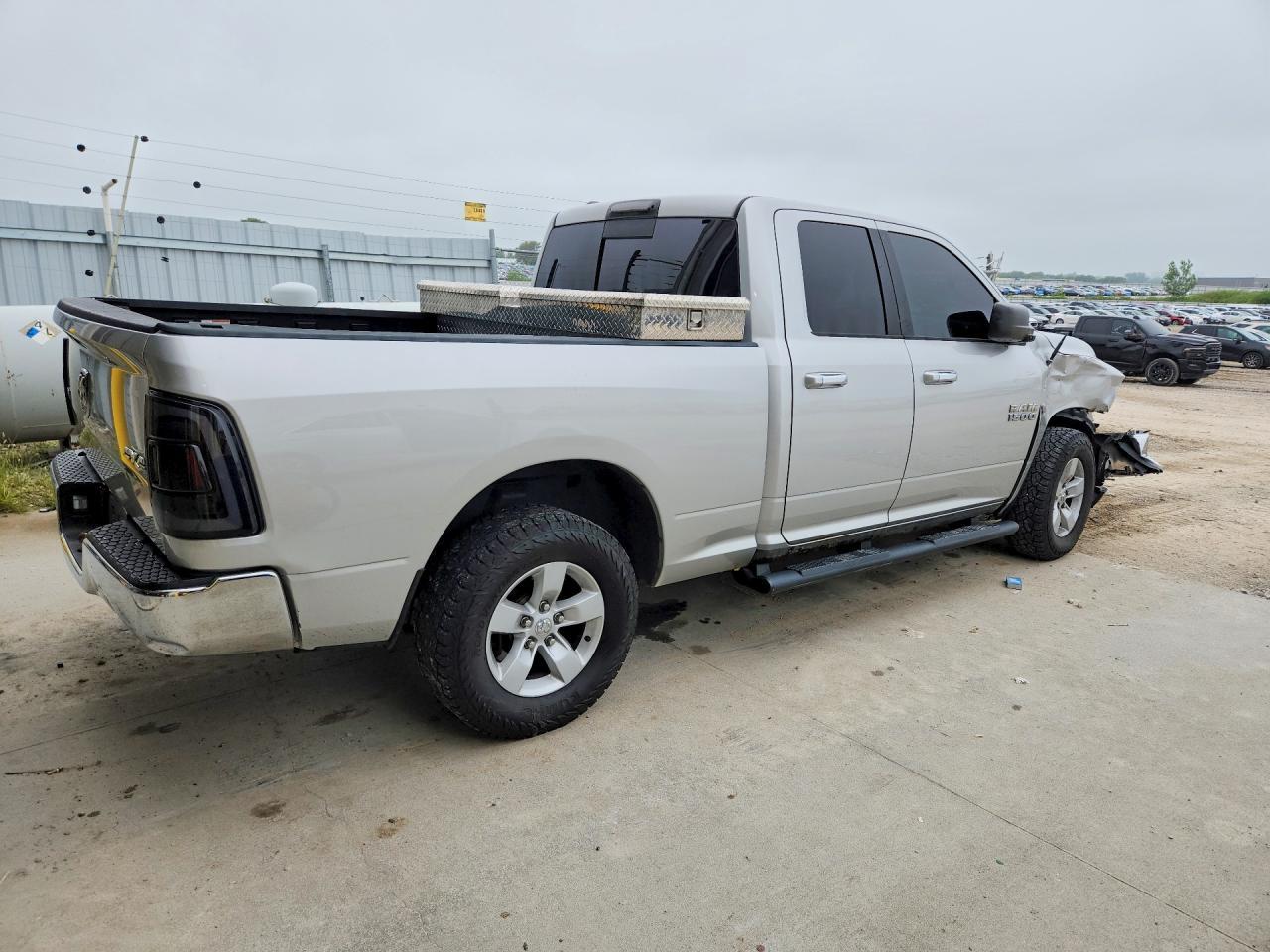 2017 Ram 1500 Slt - Image 3