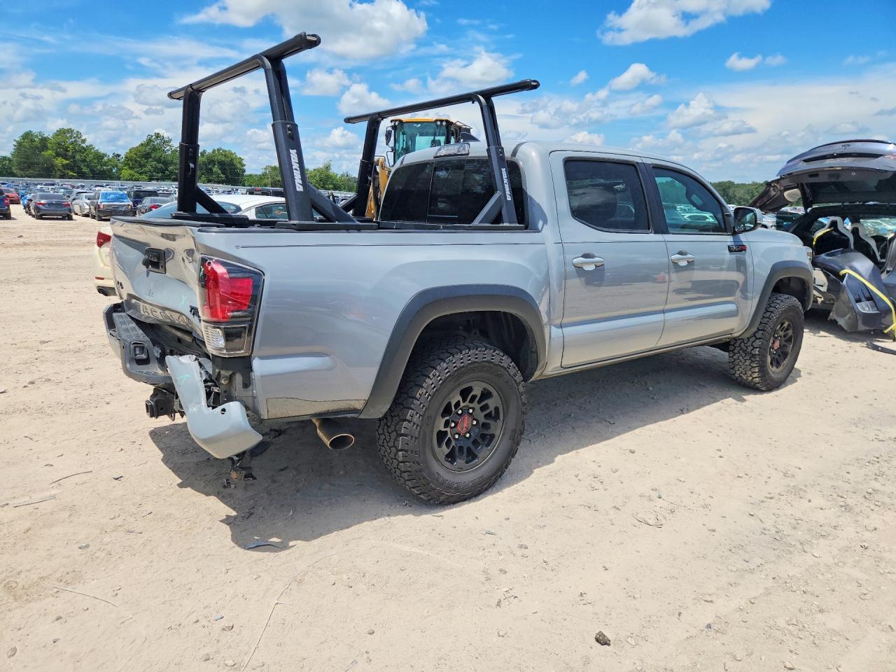 2017 Toyota Tacoma Trd Pro - Фото 3