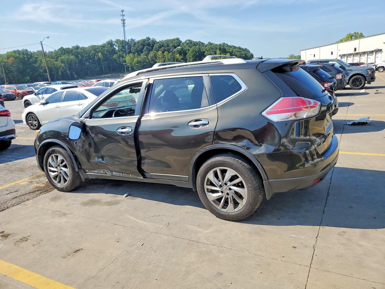 2014 Nissan Rogue Sl - Image 2