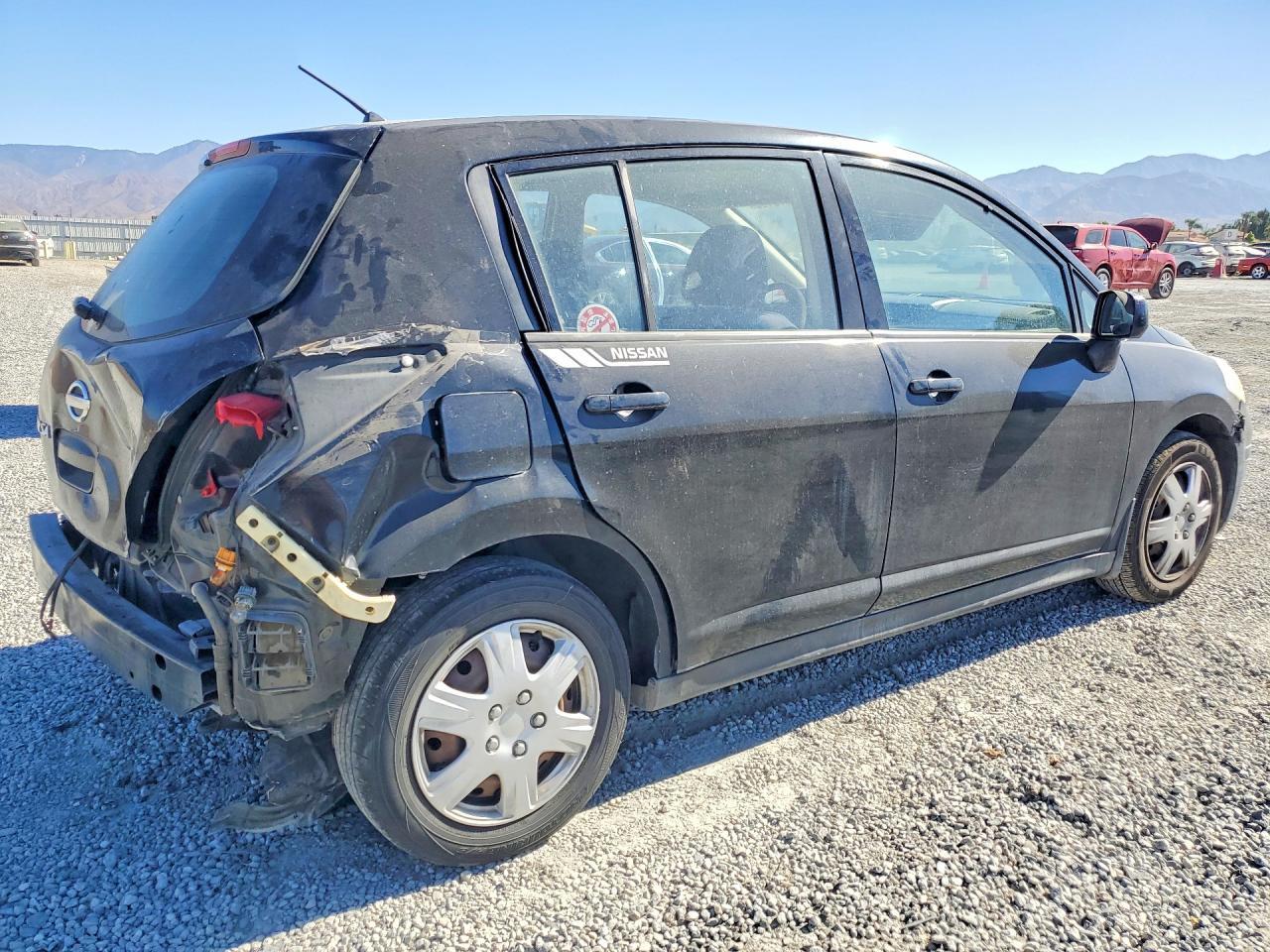 2008 Nissan Versa 1.8 S - Image 3