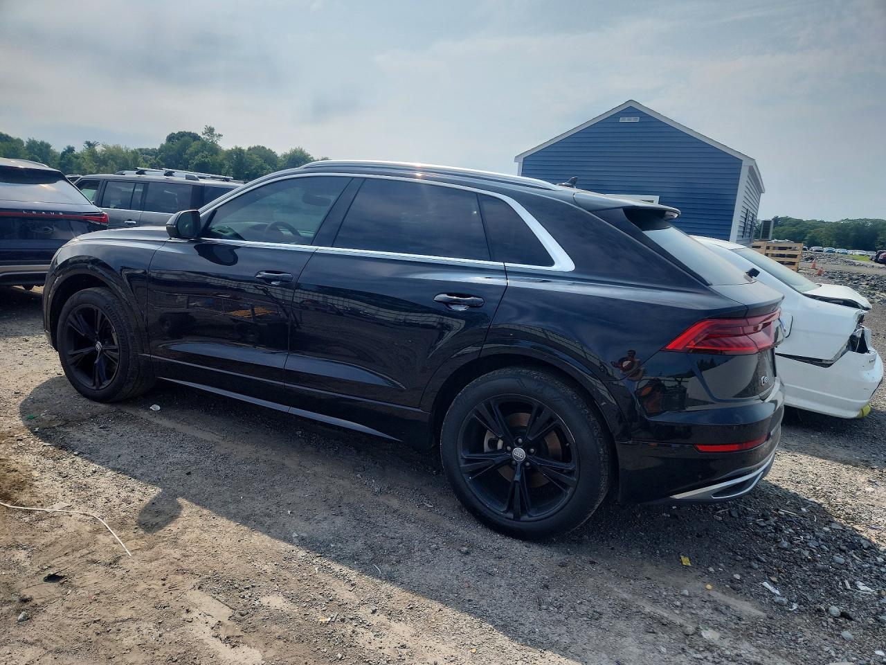 2019 Audi Q8 Premium - Фото 2