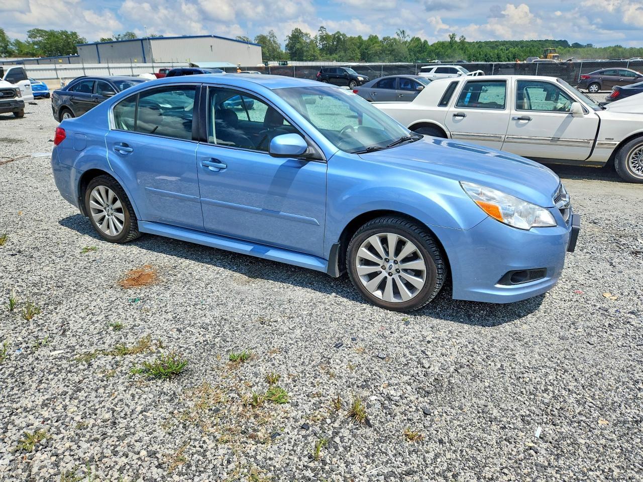 2012 Subaru Legacy 2.5I Limited - Image 4