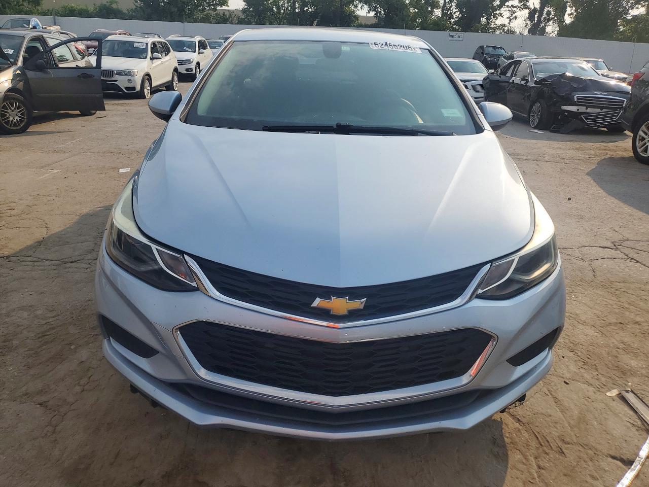 2017 Chevrolet Cruze Lt - Фото 5