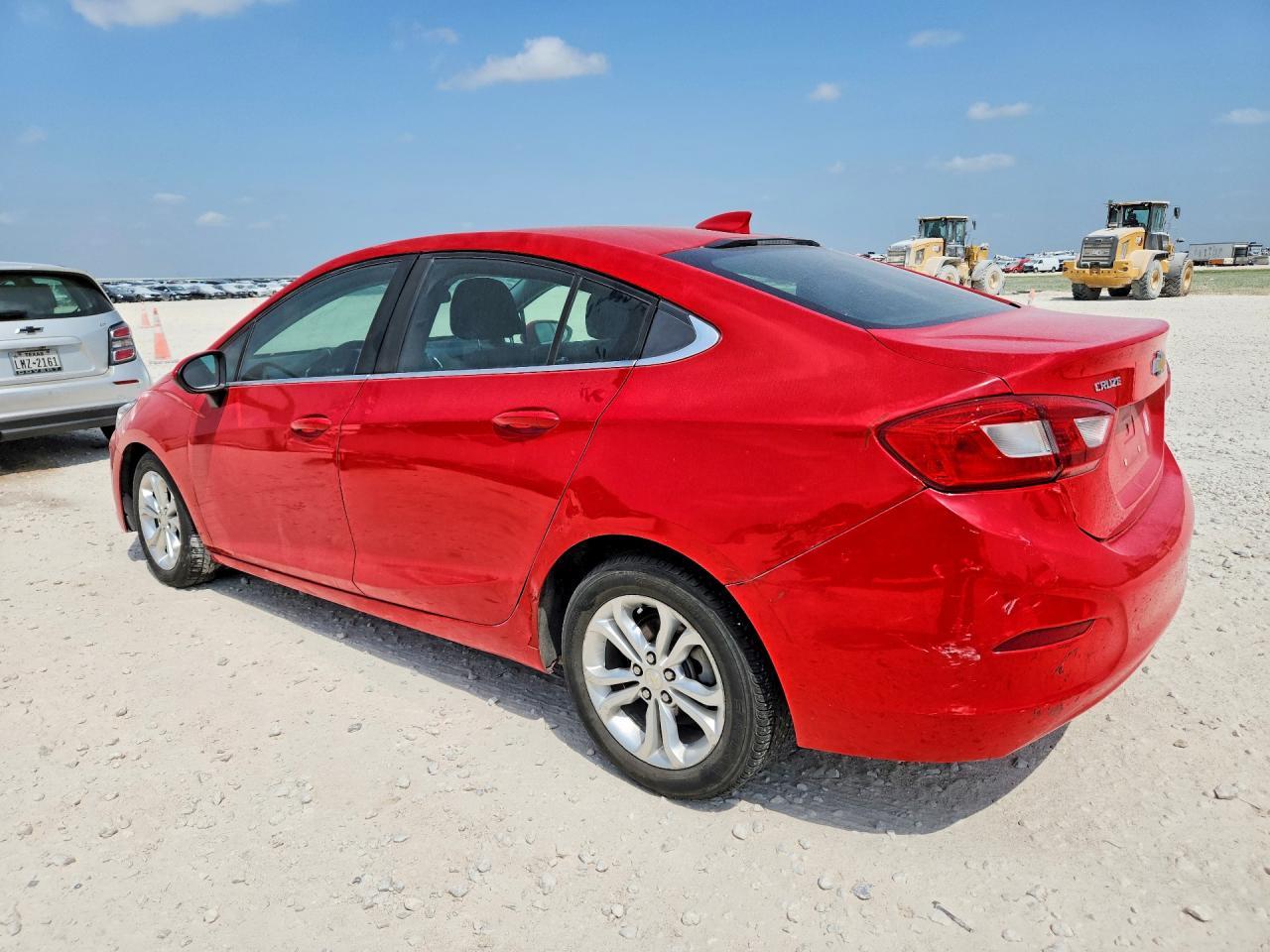 2019 Chevrolet Cruze Lt - Фото 2