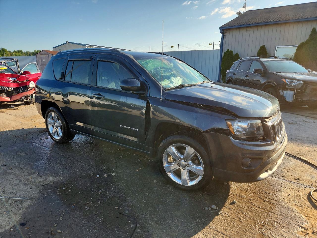 2014 Jeep Compass Latitude - Фото 4