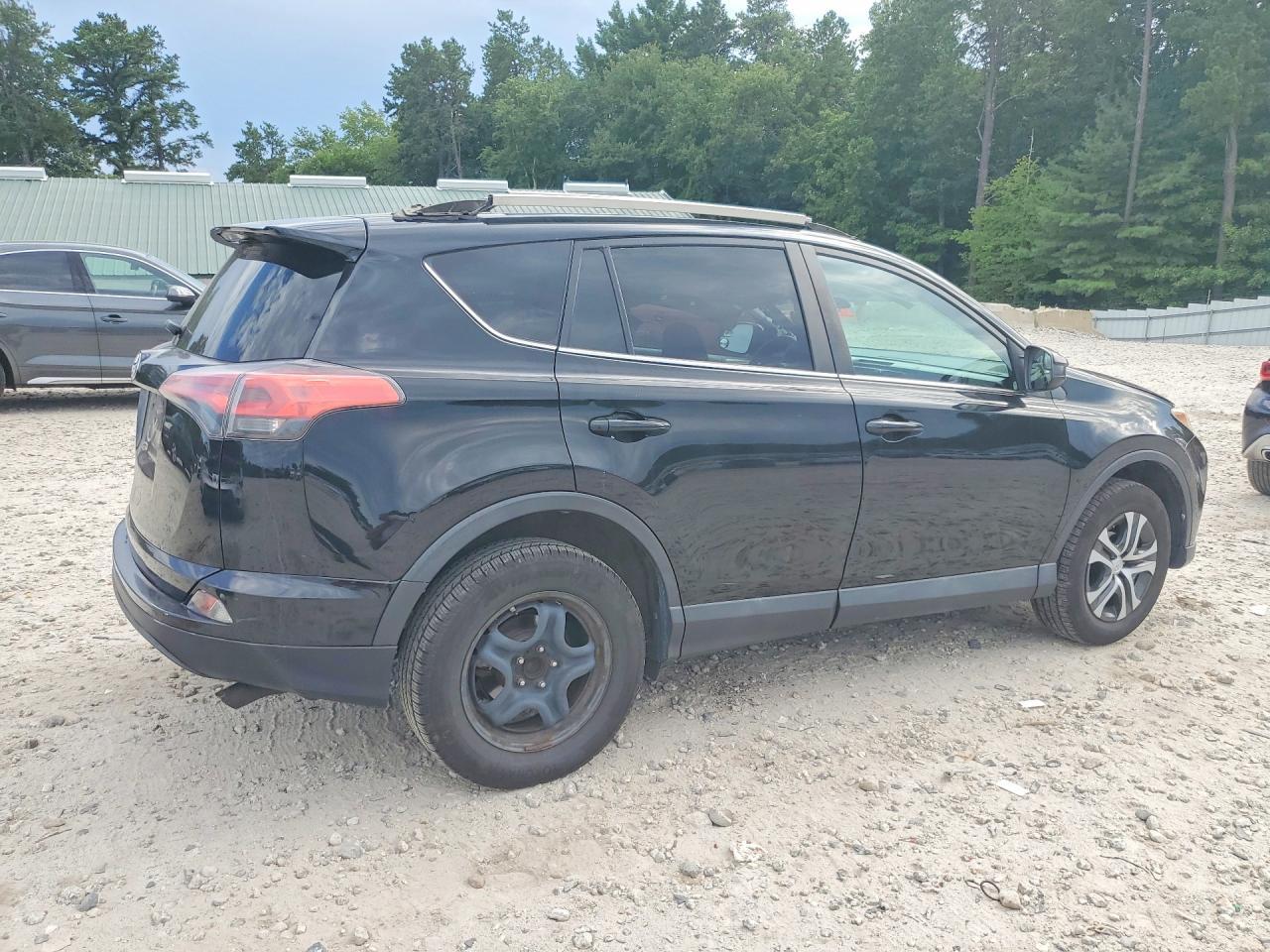 2018 Toyota Rav4 Le - Image 3