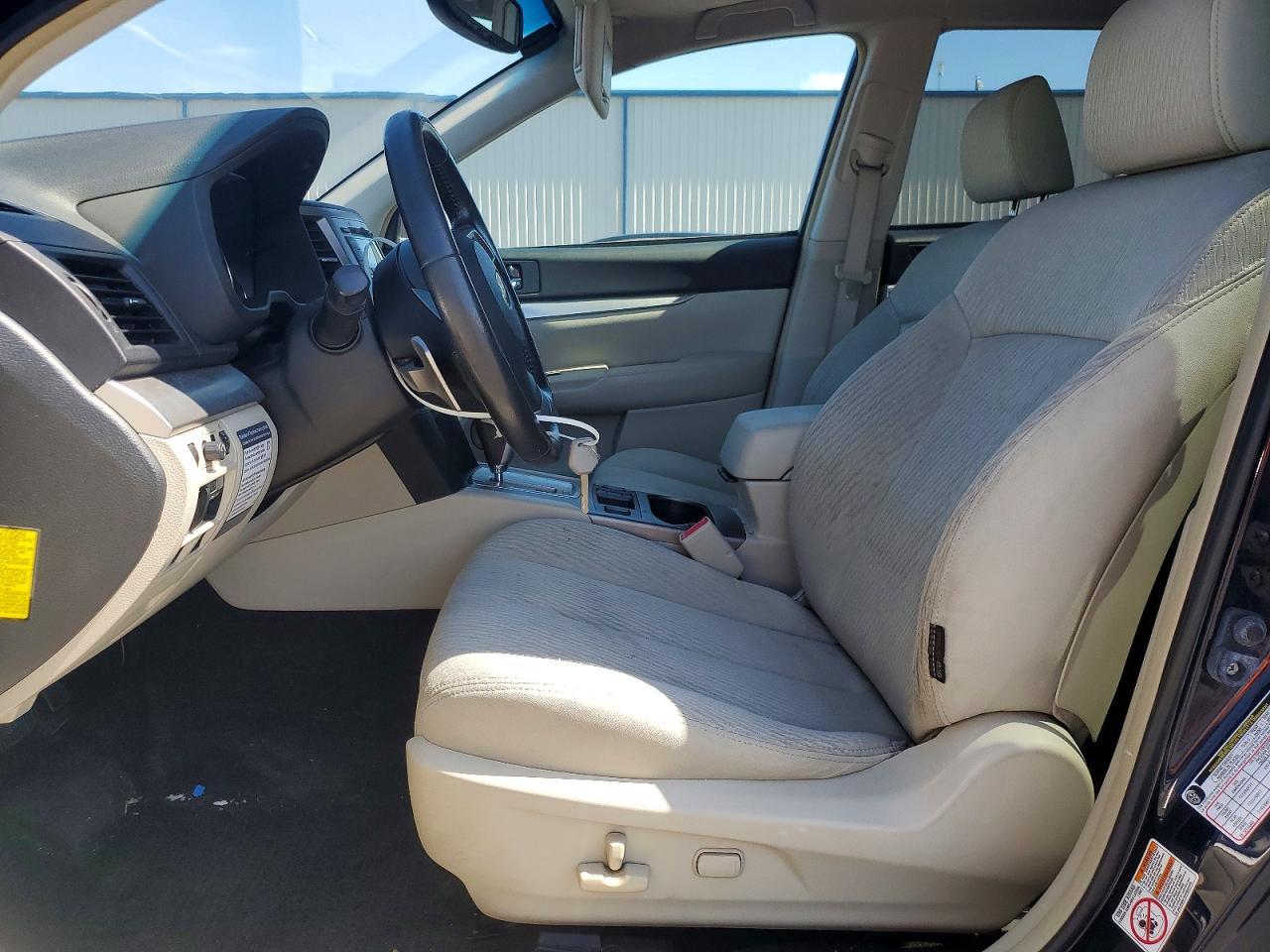 2012 Subaru Outback 2.5I Premium - Фото 7