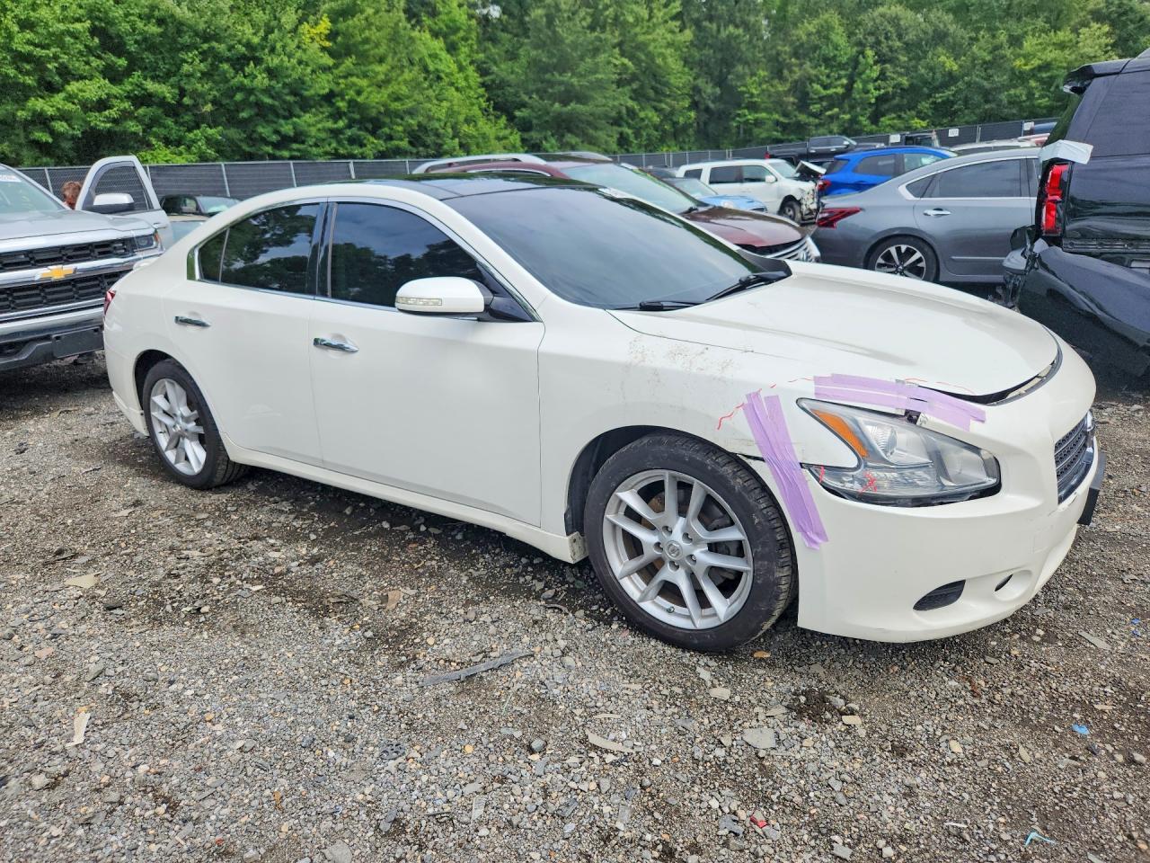 2010 Nissan Maxima 3.5 S - Image 4