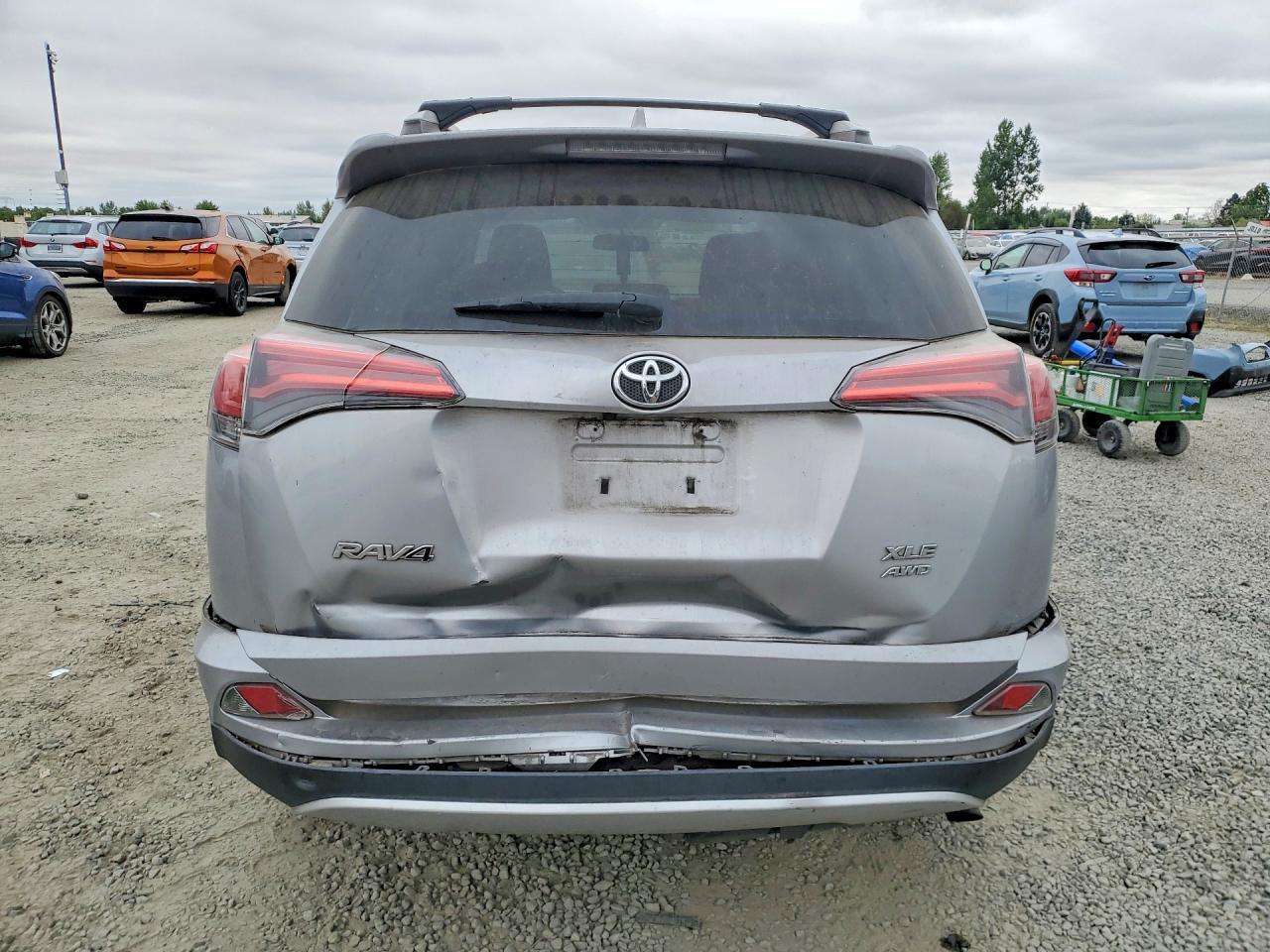 2016 Toyota Rav4 Xle - Фото 6