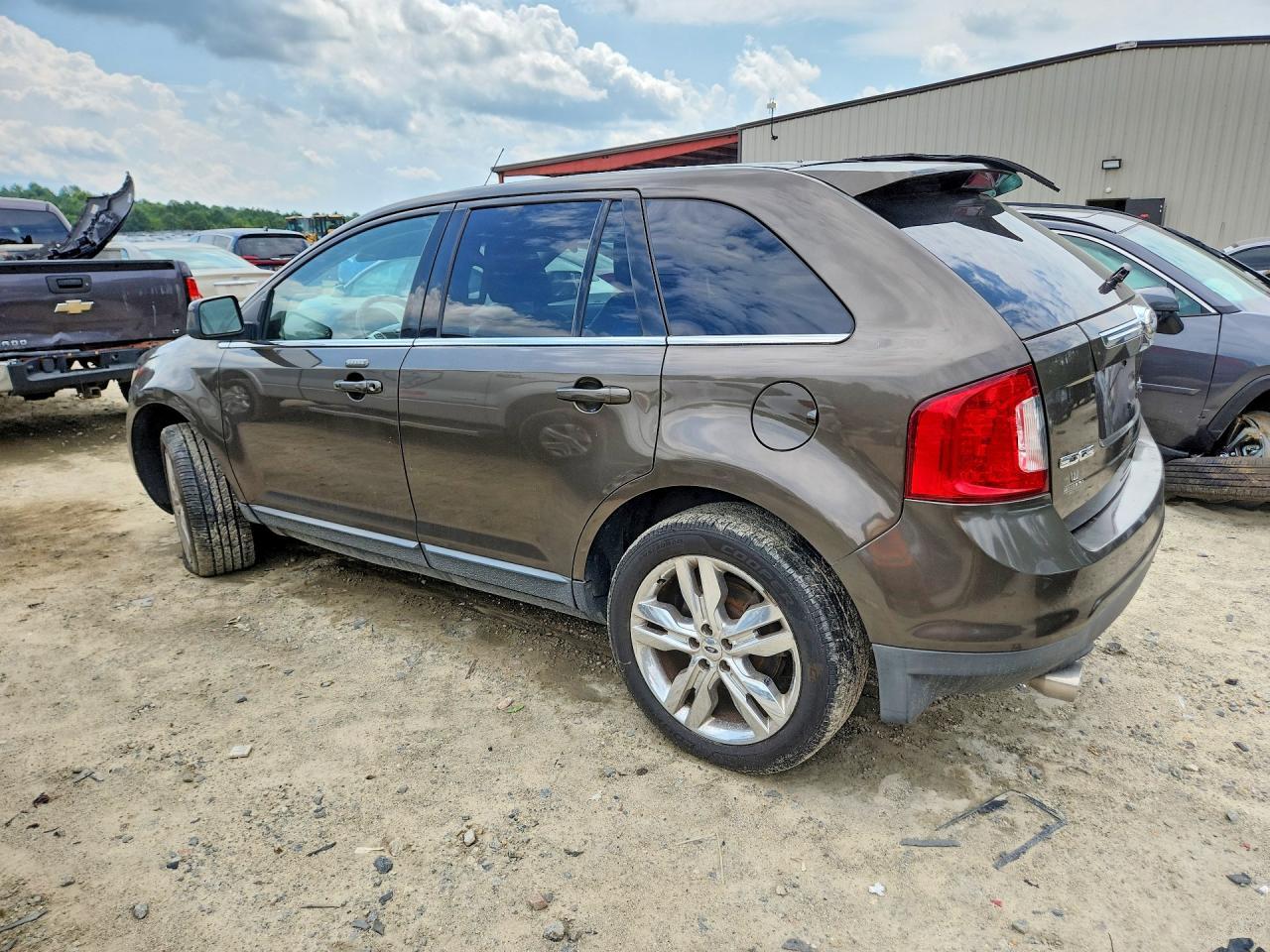 2011 Ford Edge Limited - Image 2
