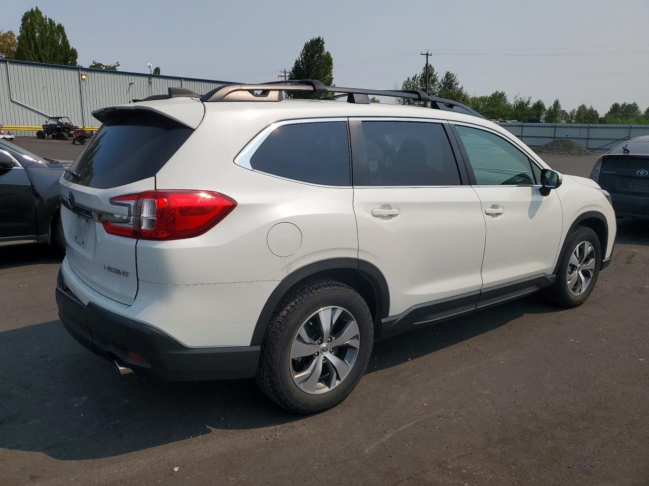 2023 Subaru Ascent Premium - Фото 3