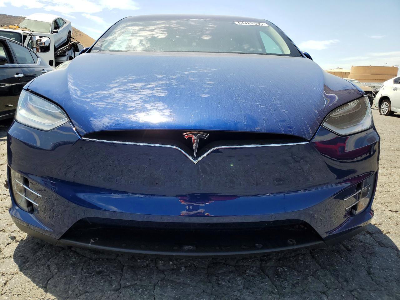 2017 Tesla Model X - Image 5