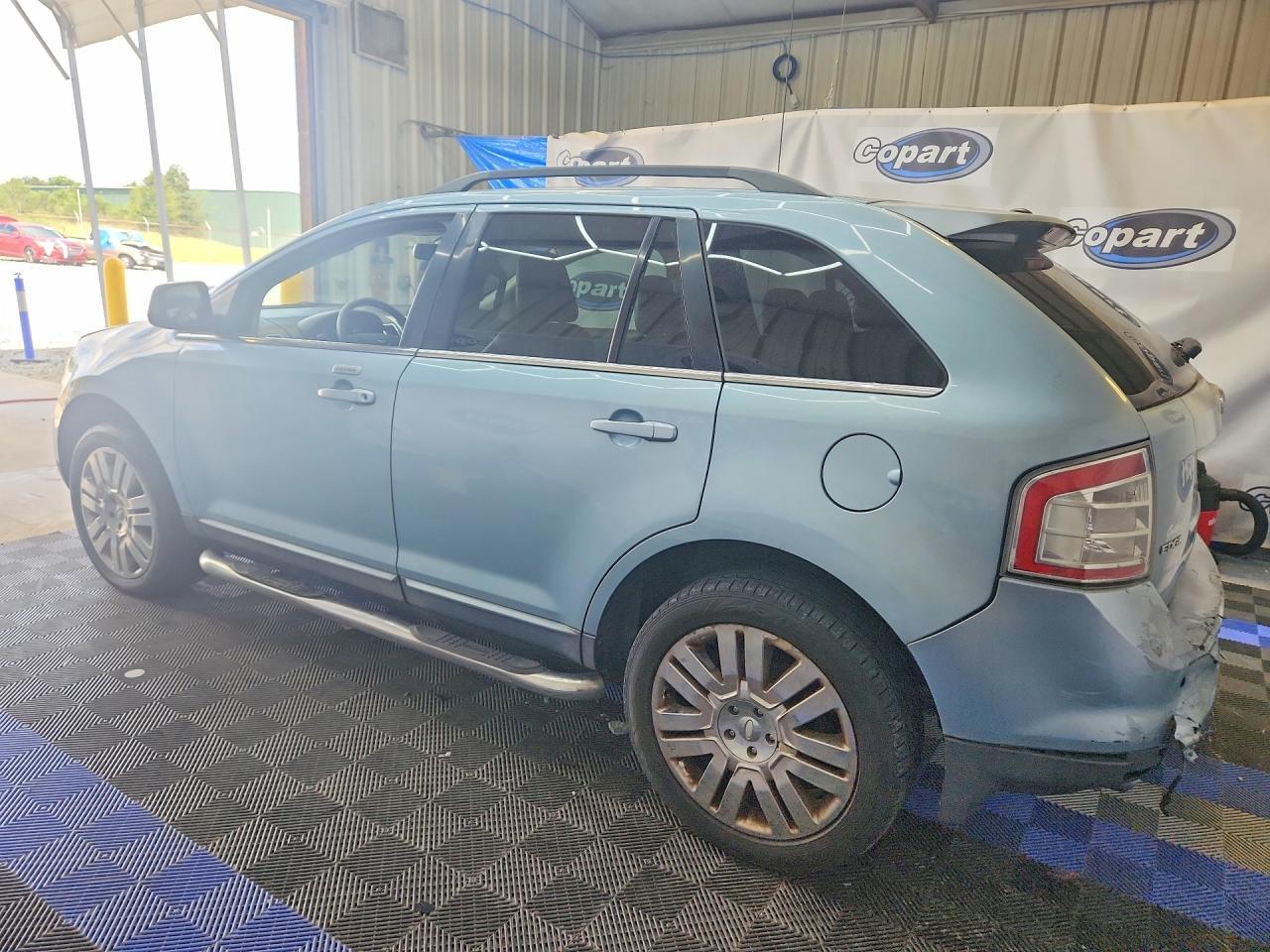 2008 Ford Edge Limited - Image 2