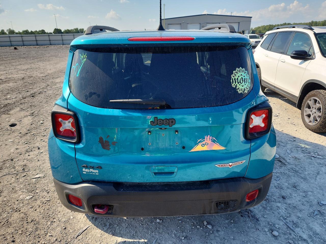 2020 Jeep Renegade Trailhawk - Image 6
