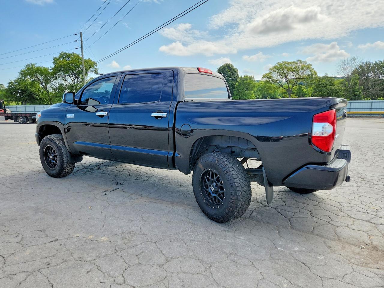 2019 Toyota Tundra Platinum - Image 2