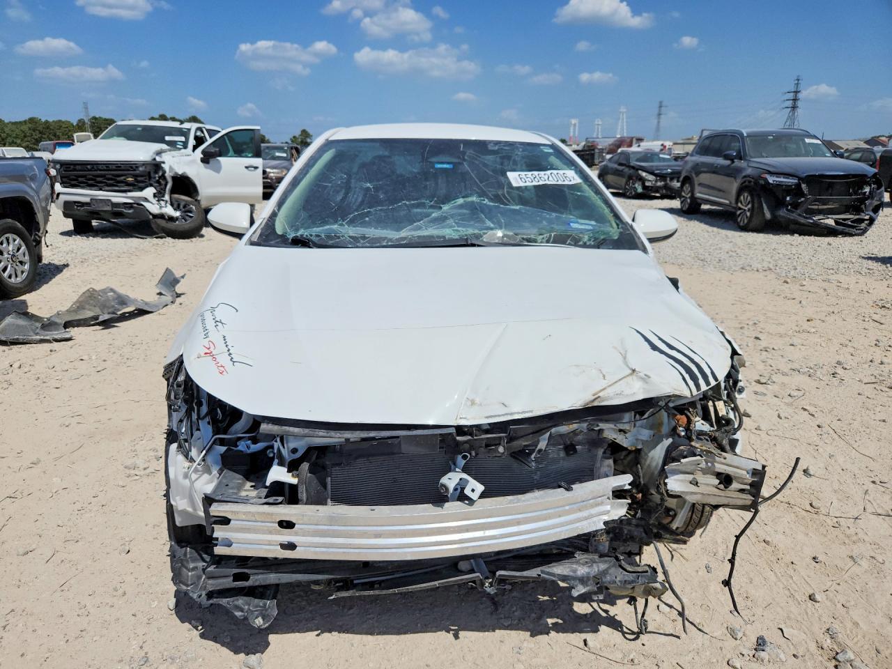 2024 Toyota Corolla Hybrid Le - Image 5
