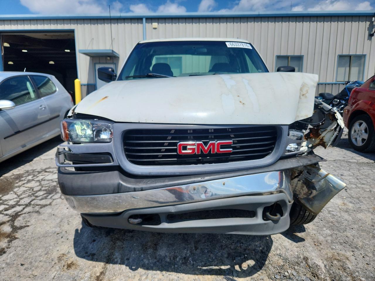 2001 GMC New Sierra K2500 - Фото 5