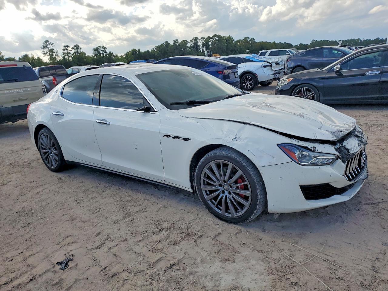 2019 Maserati Ghibli - Фото 4