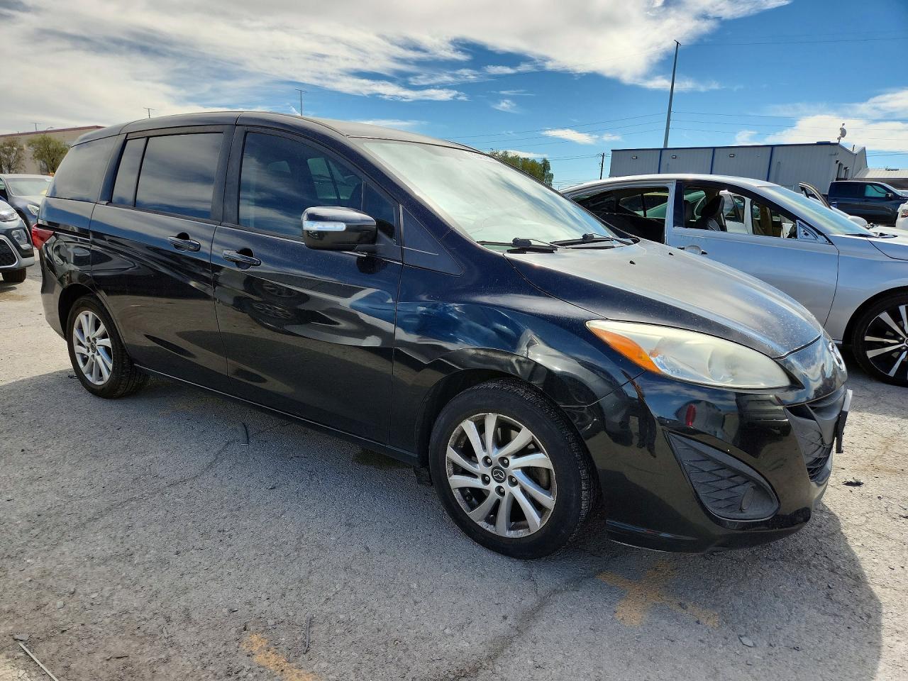 2014 Mazda 5 Sport - Image 4