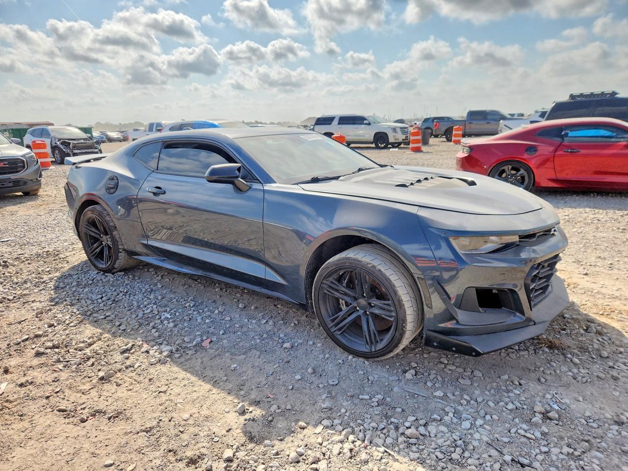 2020 Chevrolet Camaro Zl1 - Фото 4